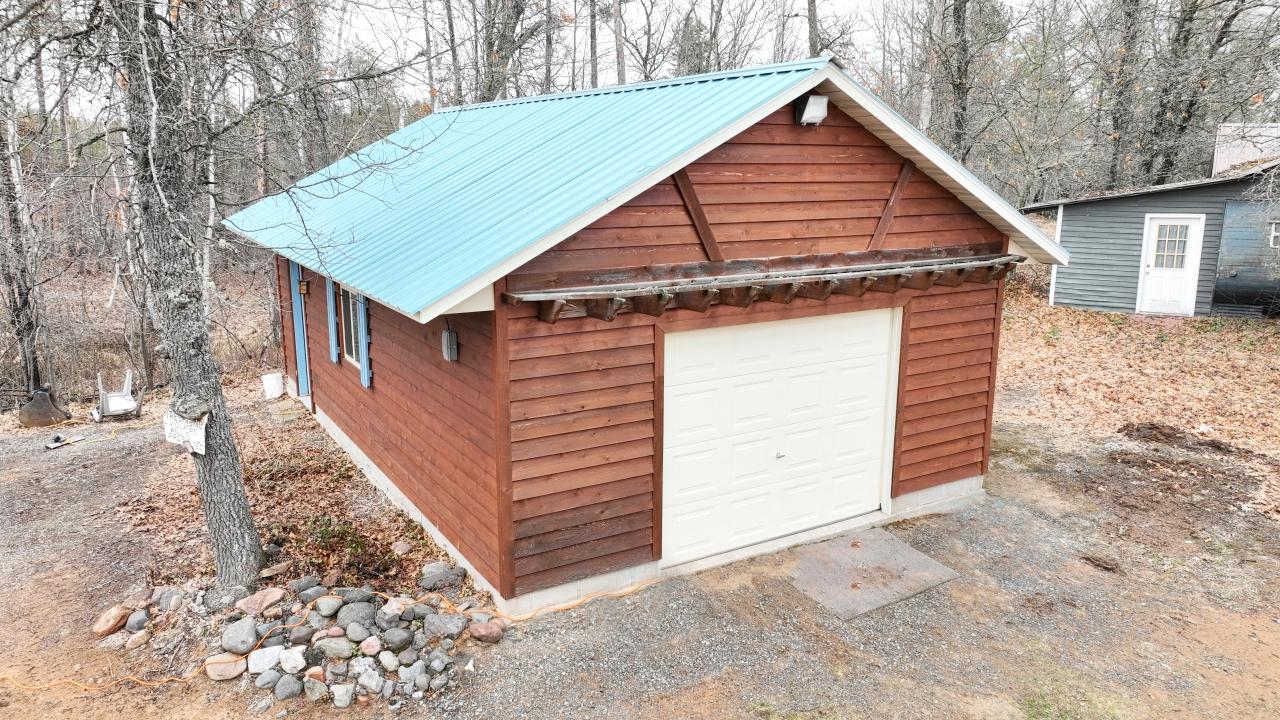12282 South Randolph Road Watton, MI 49970 - Photo 14 of 38 Gallery Image 14