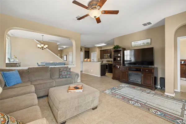 $2,250 | 304 Quarry Lane, Liberty Hill, TX 78642