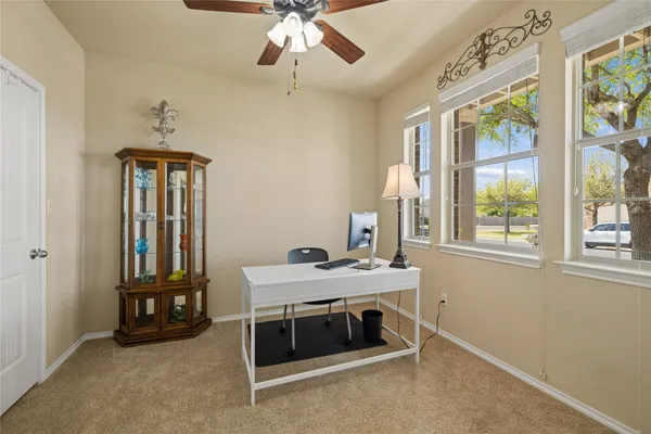 $2,250 | 304 Quarry Lane, Liberty Hill, TX 78642