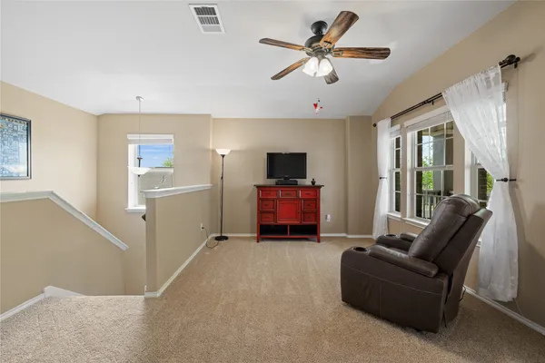 $2,250 | 304 Quarry Lane, Liberty Hill, TX 78642