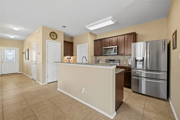 $2,250 | 304 Quarry Lane, Liberty Hill, TX 78642