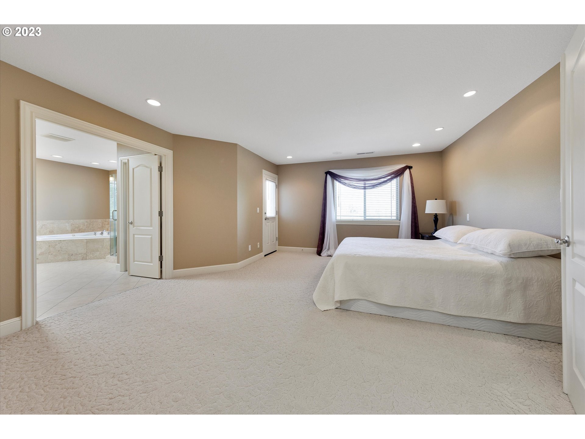 13340 Southeast Portland View Place Happy Valley, OR 97086 - Photo 23 of 47