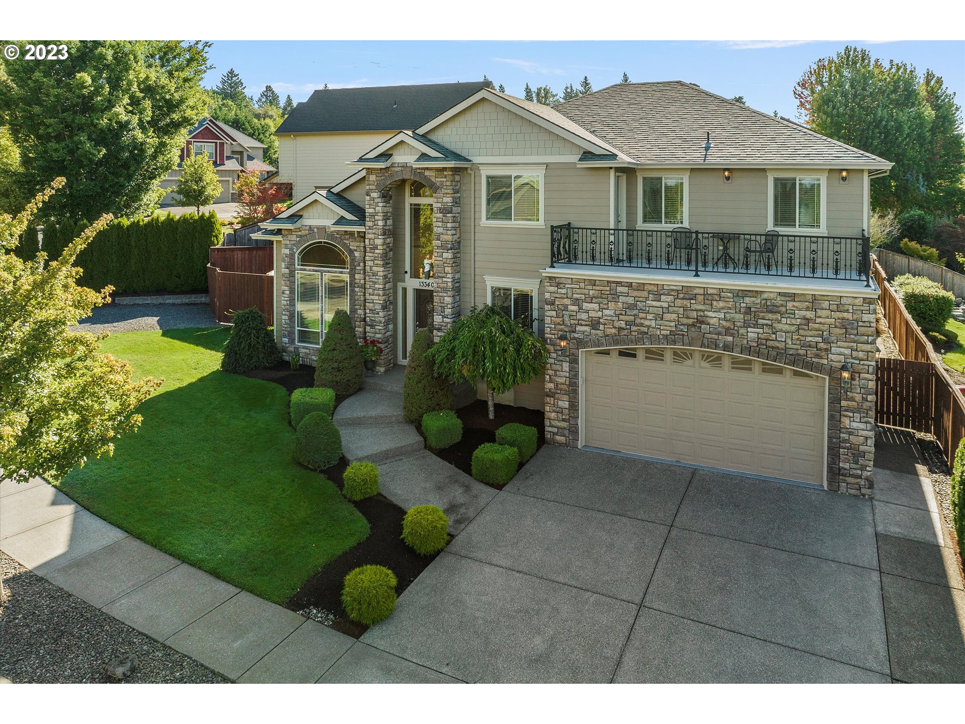 13340 Southeast Portland View Place Happy Valley, OR 97086 - Photo 7 of 47