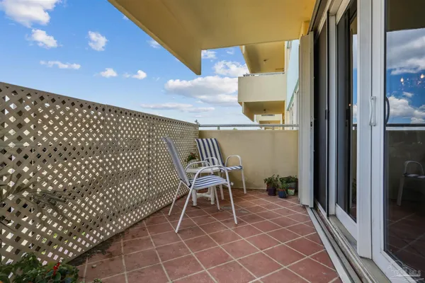 $150,000 | 825 Bayshore Drive, Unit 302, Pensacola, FL 32507