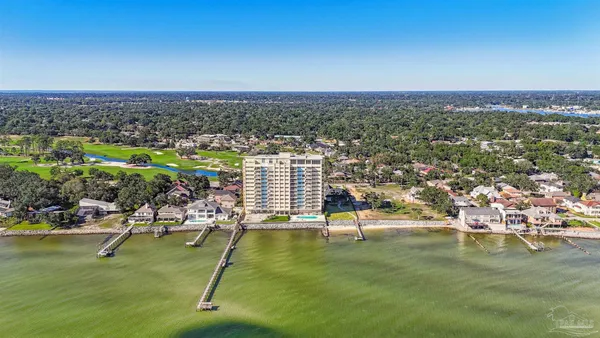 $150,000 | 825 Bayshore Drive, Unit 302, Pensacola, FL 32507