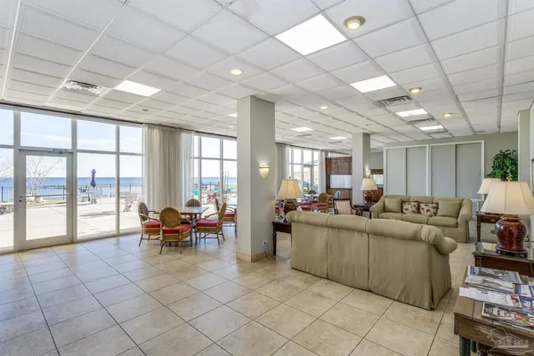 $150,000 | 825 Bayshore Drive, Unit 302, Pensacola, FL 32507