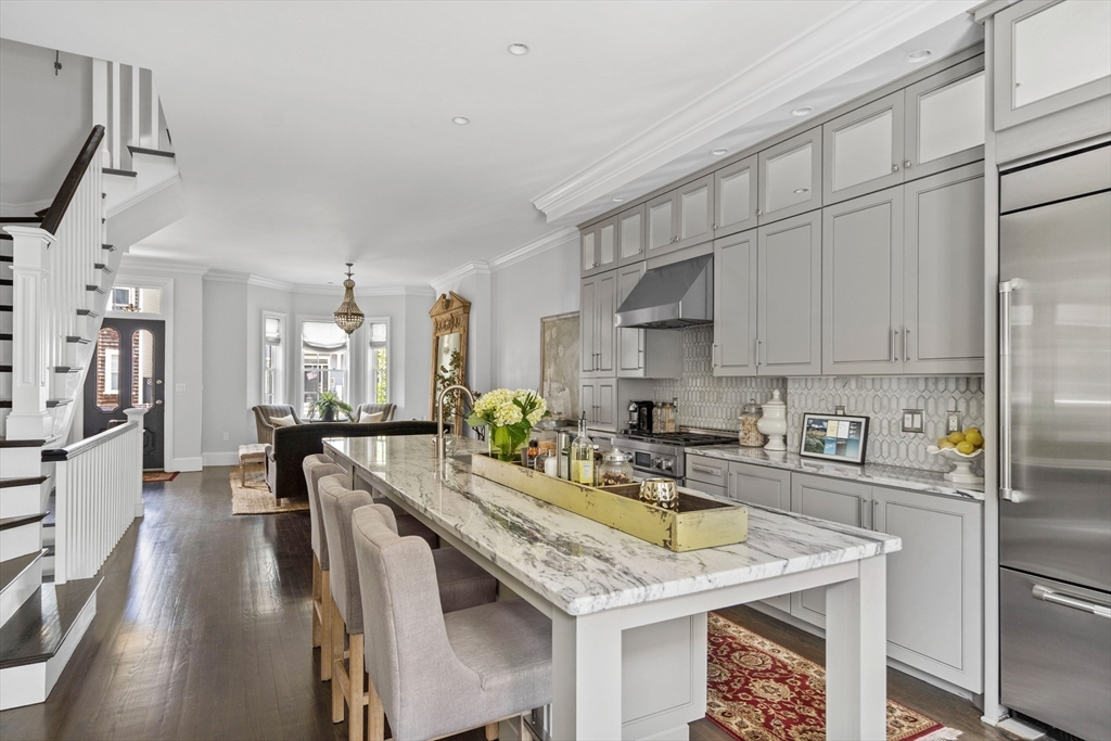 795 East 4th Street Boston, MA 02127 - Photo 6 of 41