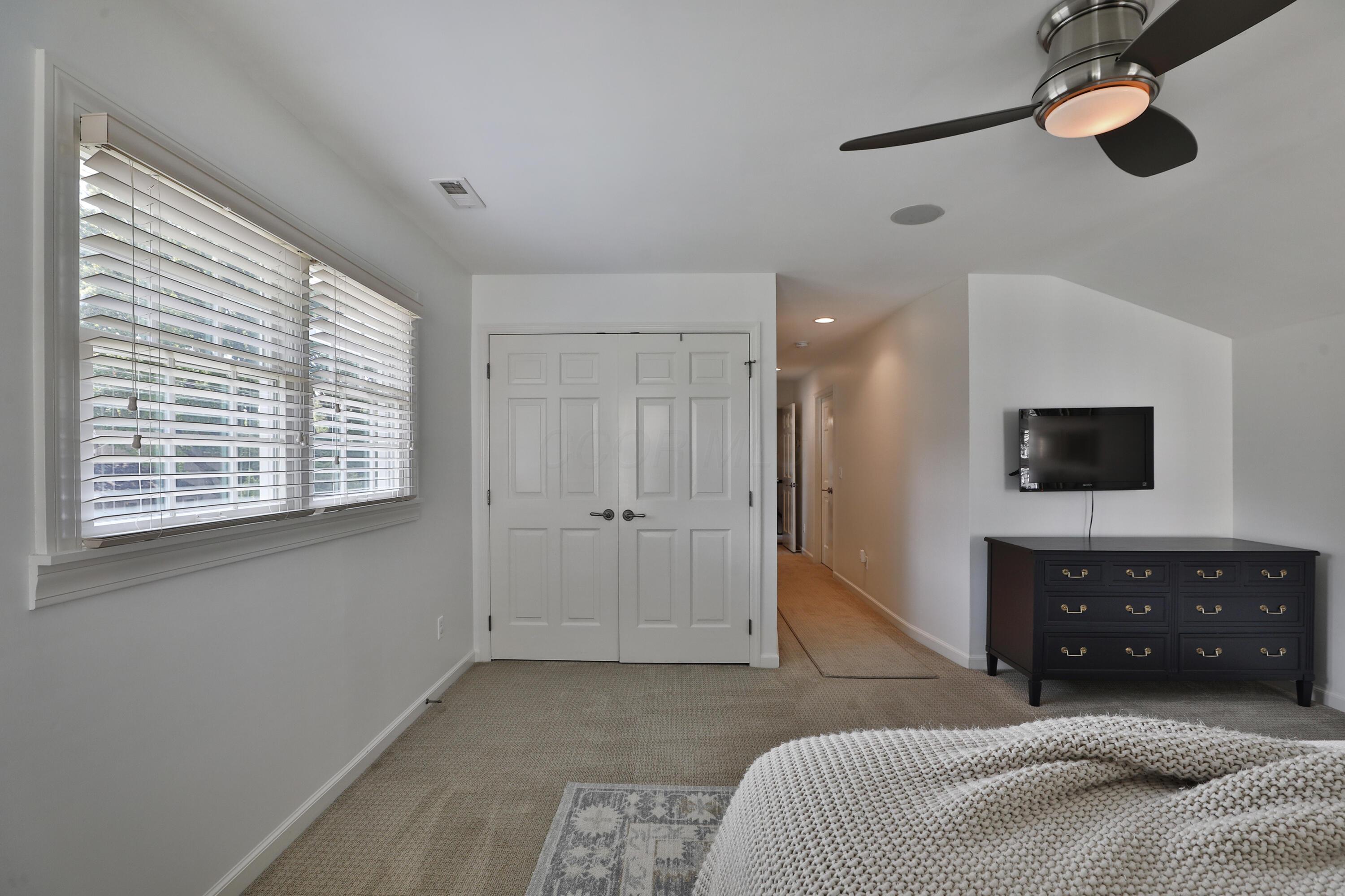 2305 Haverford Road Columbus, OH 43220 - Photo 28 of 60 2305-Haverford-32