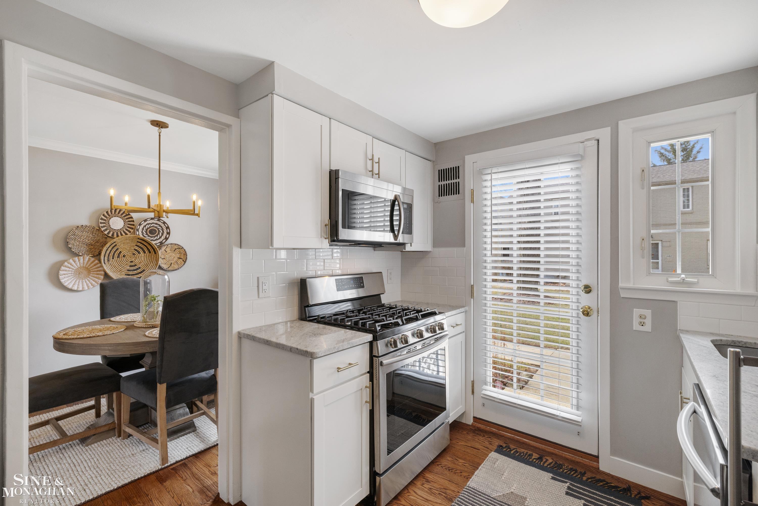 1694 Graefield Road Birmingham, MI 48009 - Photo 10 of 23 50169583-8d46fe35-190a-47a6-ba00-afef074ad030.JPG
