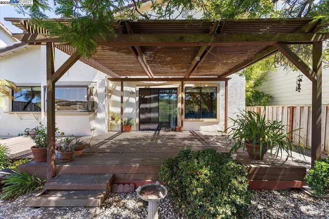 $1,550,000 | 6444 Boone Drive, Castro Valley, CA 94552