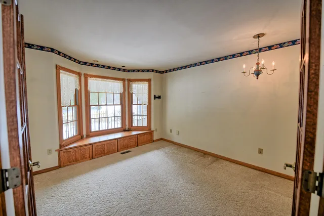$699,900 | 11678 East Grand River Avenue, Portland, MI 48875