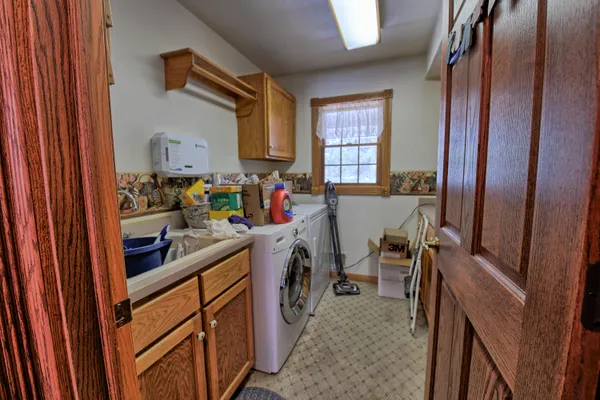 $649,900 | 11678 East Grand River Avenue, Portland, MI 48875