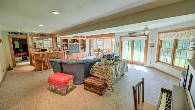 $699,900 | 11678 East Grand River Avenue, Portland, MI 48875