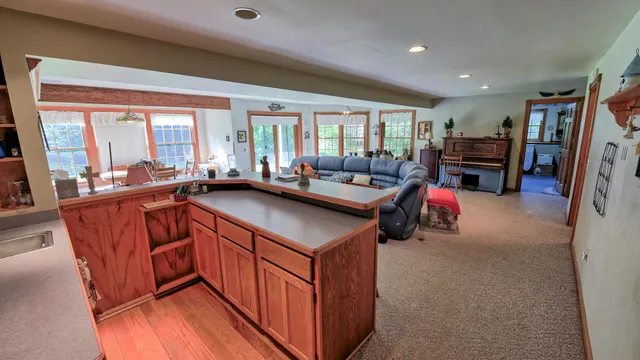 $699,900 | 11678 East Grand River Avenue, Portland, MI 48875
