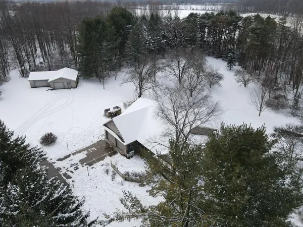$649,900 | 11678 East Grand River Avenue, Portland, MI 48875