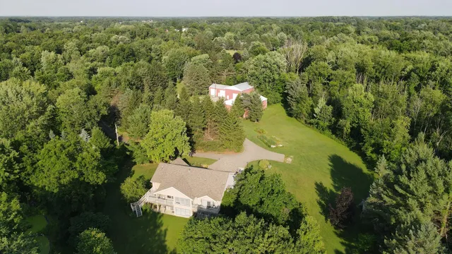 $699,900 | 11678 East Grand River Avenue, Portland, MI 48875