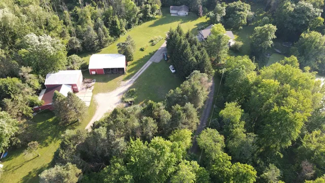 $699,900 | 11678 East Grand River Avenue, Portland, MI 48875