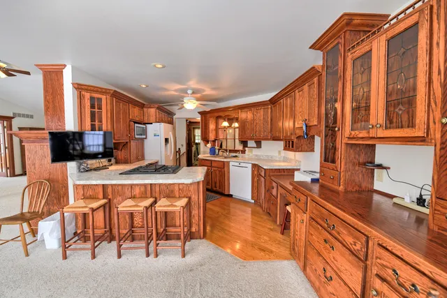 $699,900 | 11678 East Grand River Avenue, Portland, MI 48875