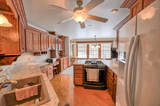 $699,900 | 11678 East Grand River Avenue, Portland, MI 48875