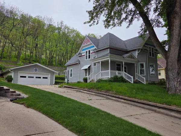 $325,000 | 401 West Stevens Avenue, Rushford, MN 55971