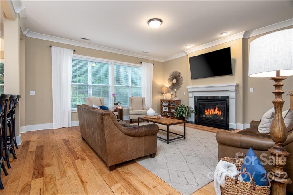 1133 Angelica Lane Tega Cay, SC 29708 - Photo 14 of 46 Gallery Image 14