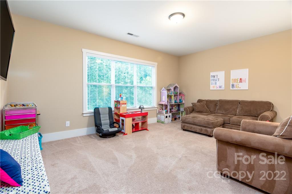1133 Angelica Lane Tega Cay, SC 29708 - Photo 23 of 46 Gallery Image 23