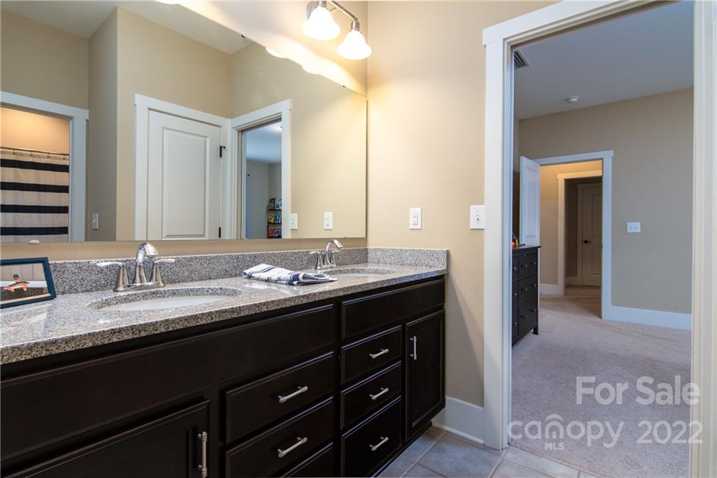 1133 Angelica Lane Tega Cay, SC 29708 - Photo 31 of 46 Gallery Image 31