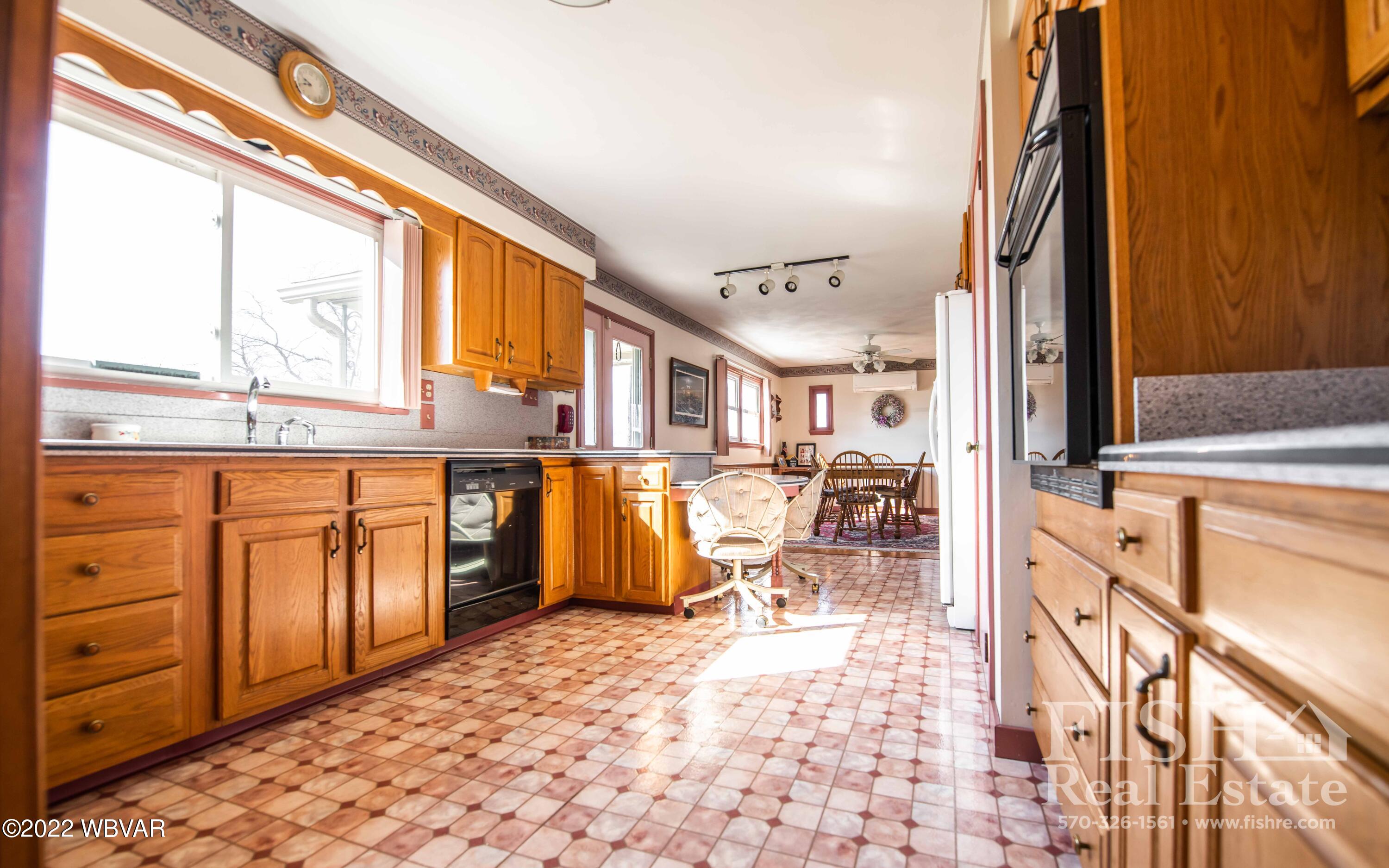 623 Middle Road Jersey Shore, PA 17740 - Photo 3 of 31 Gallery Image 3