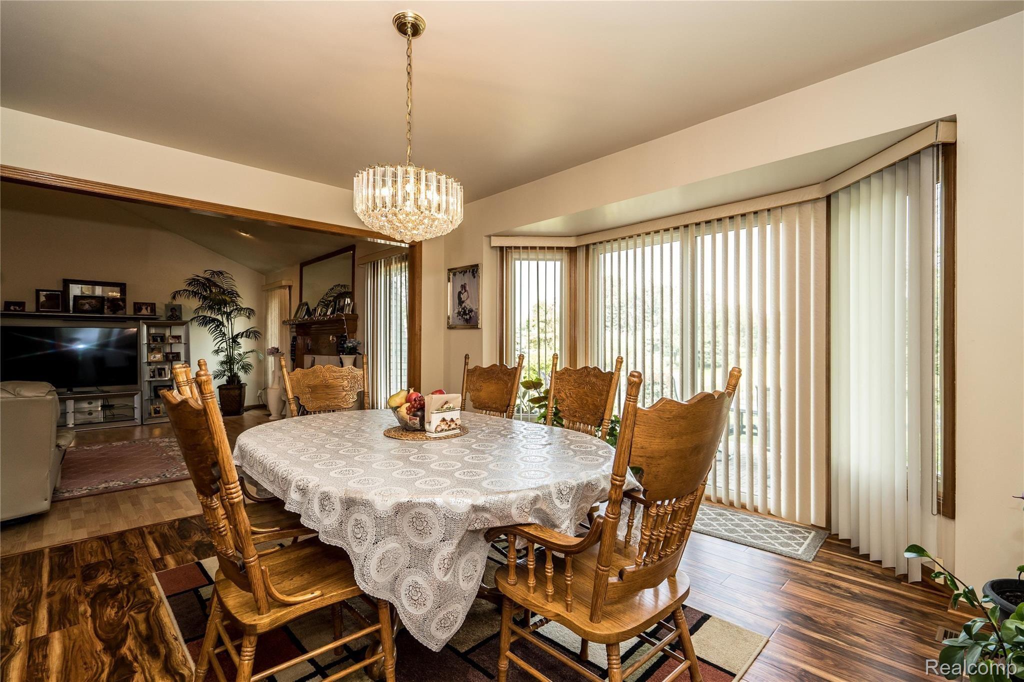 17931 Rocco Drive Macomb, MI 48044 - Photo 35 of 77 DSC05172.jpg