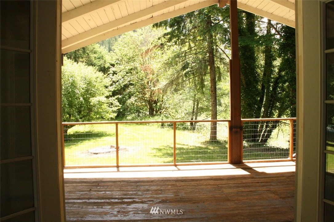 20809 Entsminger Road Arlington, WA 98223 - Photo 18 of 29