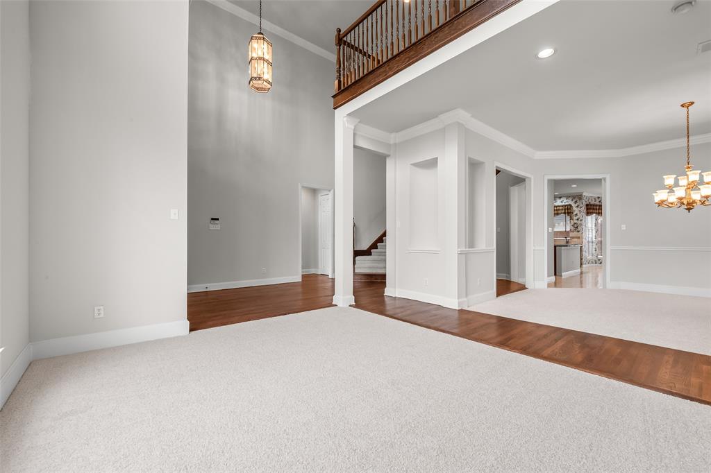 3000 Cedar Ridge Drive Richardson, TX 75082 - Photo 7 of 35