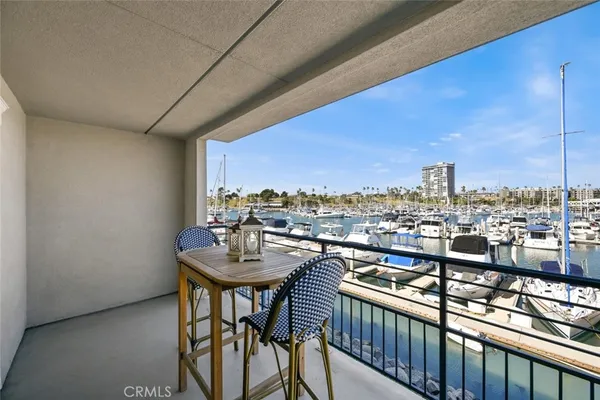 $988,888 | 1202 North Pacific Street, Unit 206B, Oceanside, CA 92054