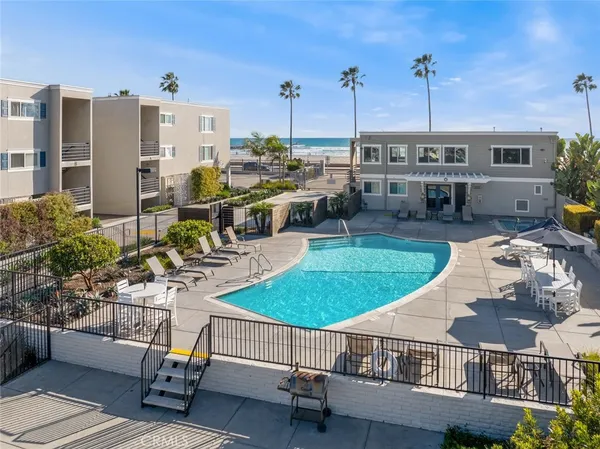 $988,888 | 1202 North Pacific Street, Unit 206B, Oceanside, CA 92054