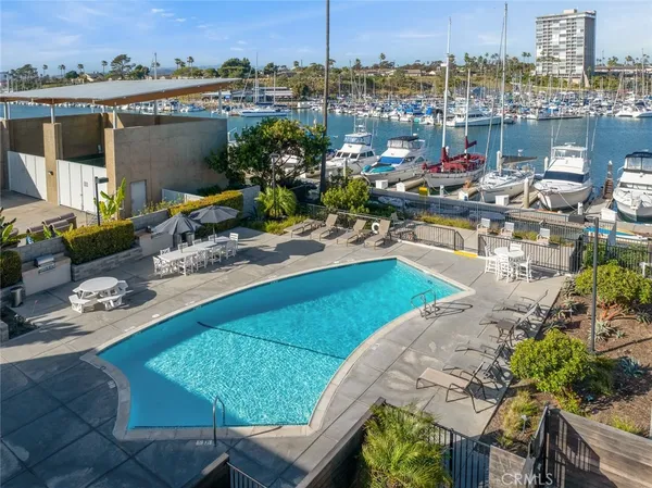$988,888 | 1202 North Pacific Street, Unit 206B, Oceanside, CA 92054