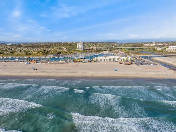 $988,888 | 1202 North Pacific Street, Unit 206B, Oceanside, CA 92054