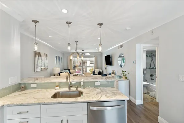 $420,000 | 1461 South Ocean Boulevard, Unit 226, Lauderdale-by-the-Sea, FL 33062