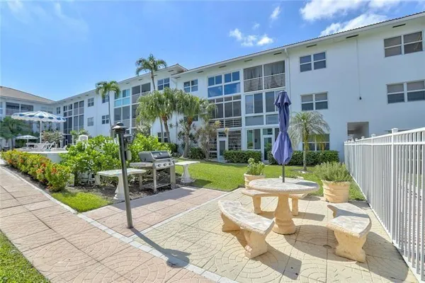 $420,000 | 1461 South Ocean Boulevard, Unit 226, Lauderdale-by-the-Sea, FL 33062