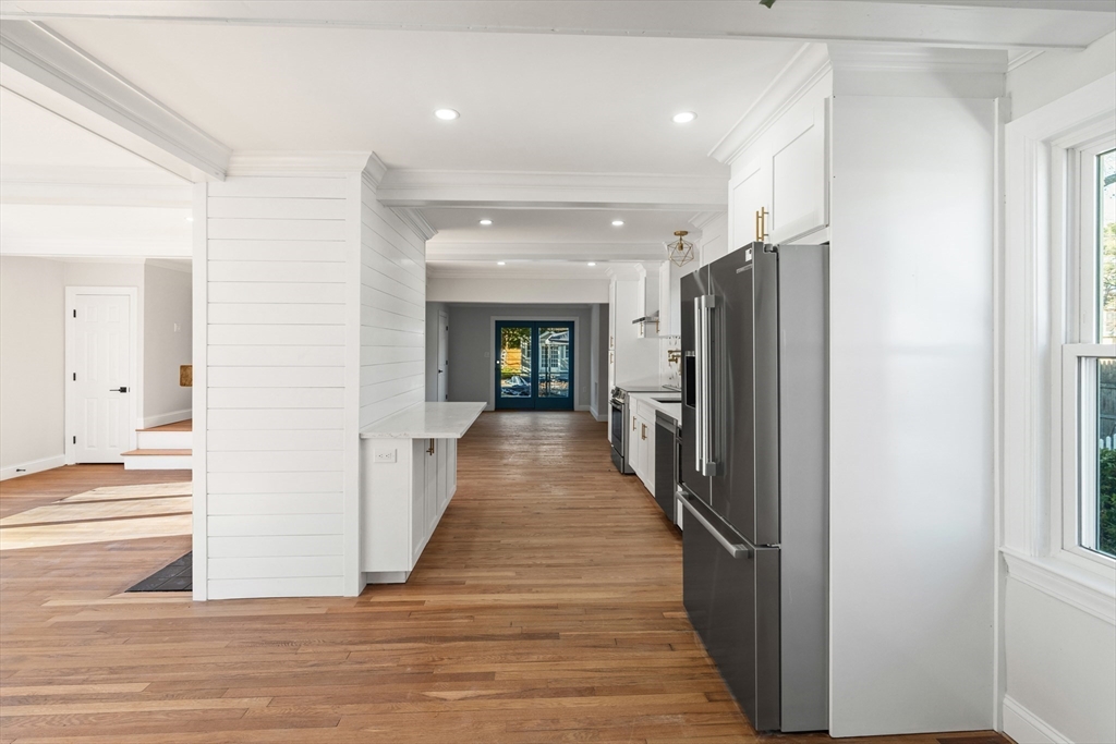 76 Speen Street Natick, MA 01760 - Photo 7 of 42