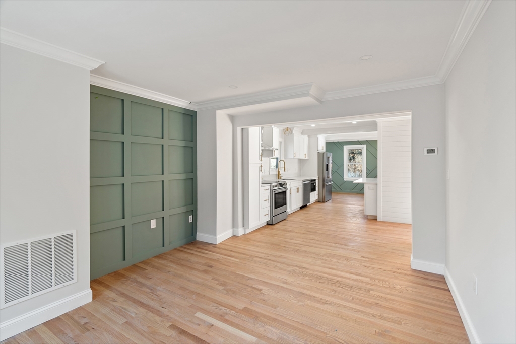 76 Speen Street Natick, MA 01760 - Photo 9 of 42