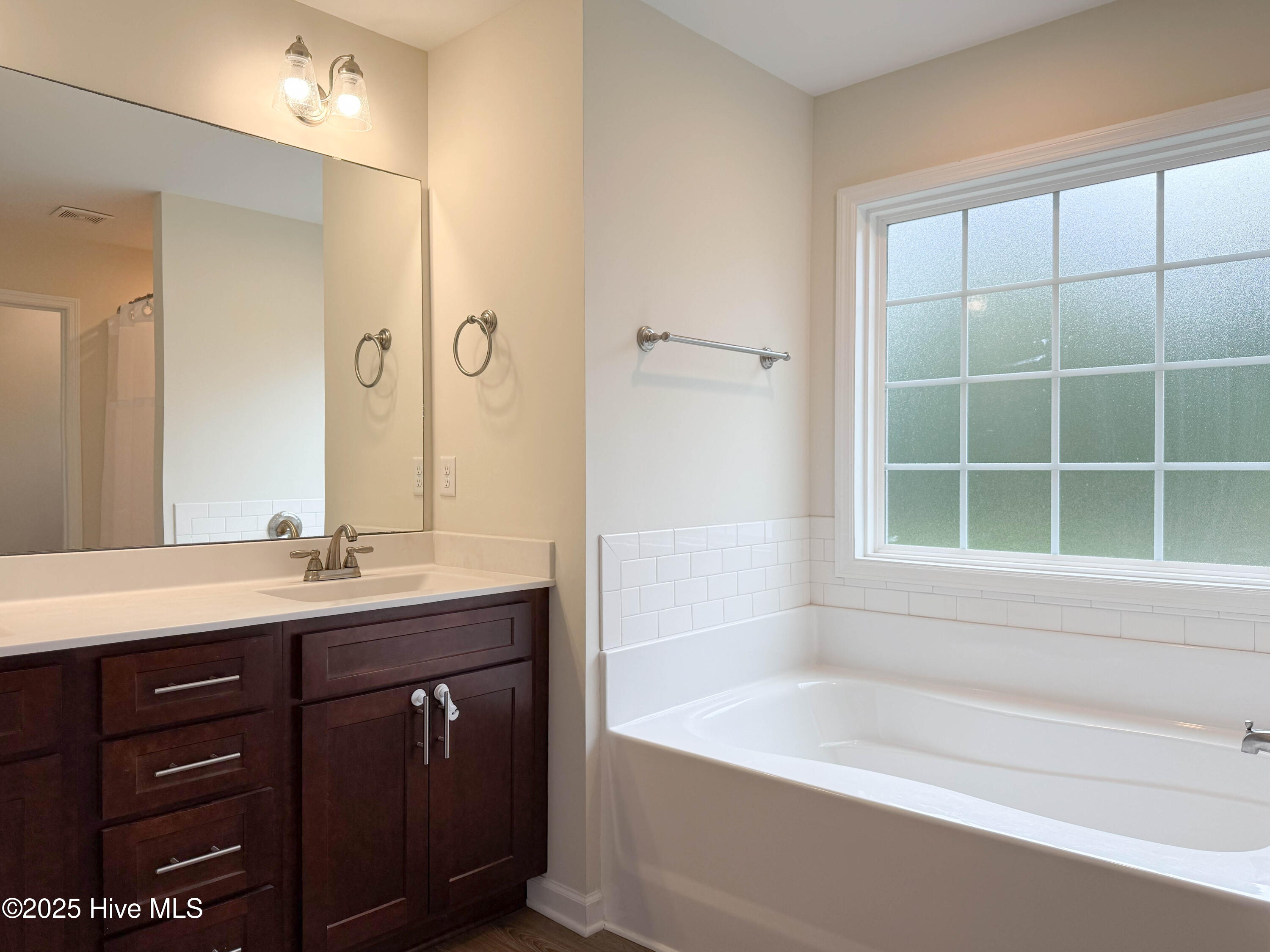 201 Willa's Court Holly Ridge, NC 28445 - Photo 38 of 77 Primary Bath