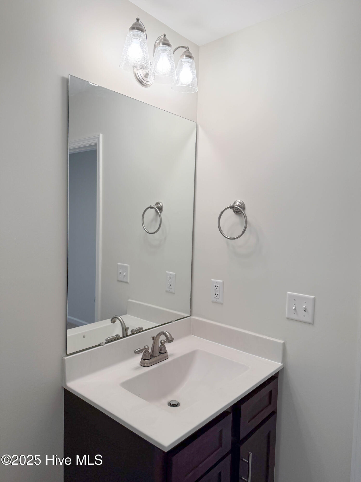 201 Willa's Court Holly Ridge, NC 28445 - Photo 54 of 77 Powder Room