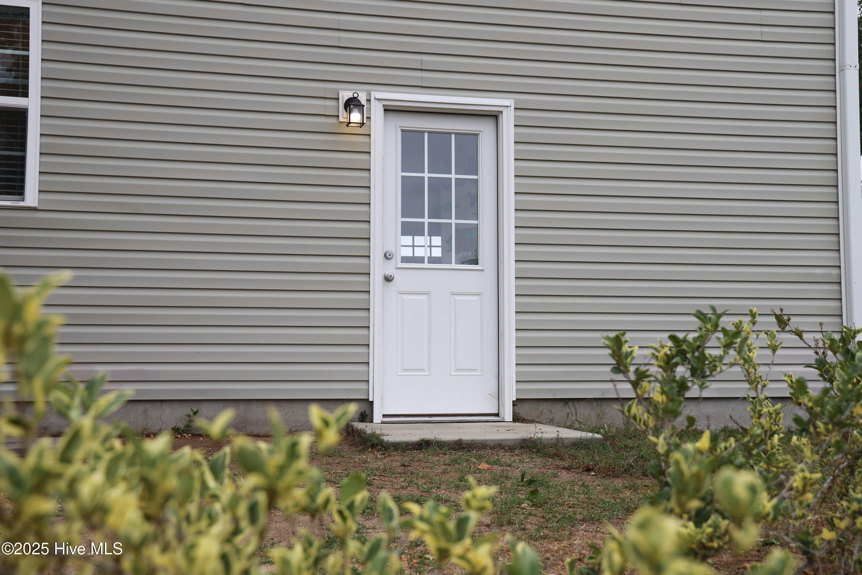 201 Willa's Court Holly Ridge, NC 28445 - Photo 68 of 77 Garage Pedestrian Door