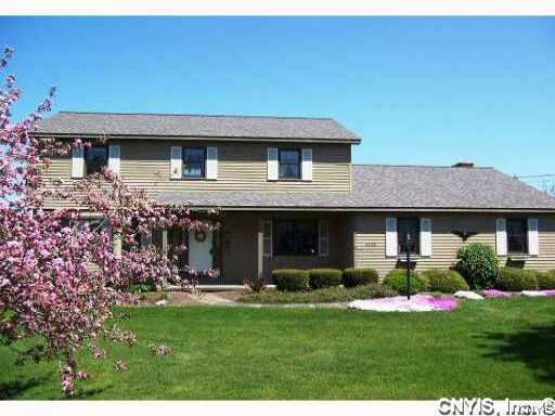 4856 Enders Road Manlius, NY 13104 - Photo 1 of 15 Exterior Front