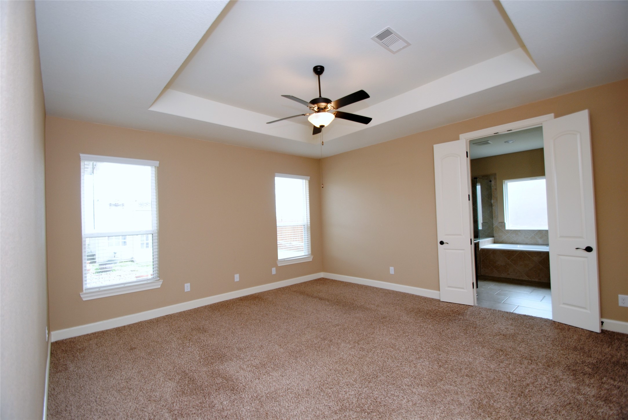 2803 Quartz Rdg Drive Rosharon, TX 77583 - Photo 19 of 44 Primary Suite