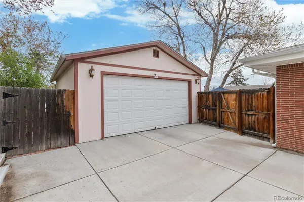 $650,000 | 7289 South Lincoln Way, Centennial, CO 80122