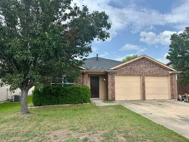 $1,750 | 124 Spruce Drive, Kyle, TX 78640