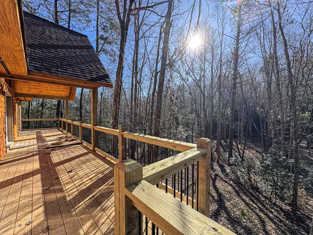 $349,900 | 205 Chestnut Oaks Drive, Murphy, NC 28906