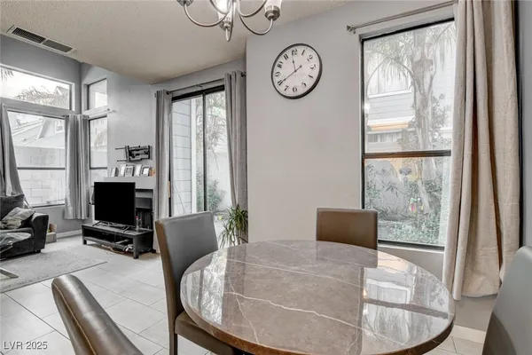 $318,800 | 4979 Strauss Drive, Las Vegas, NV 89146