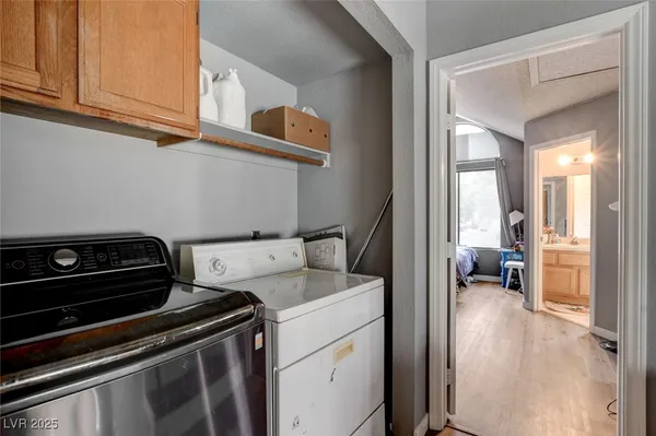 $318,800 | 4979 Strauss Drive, Las Vegas, NV 89146