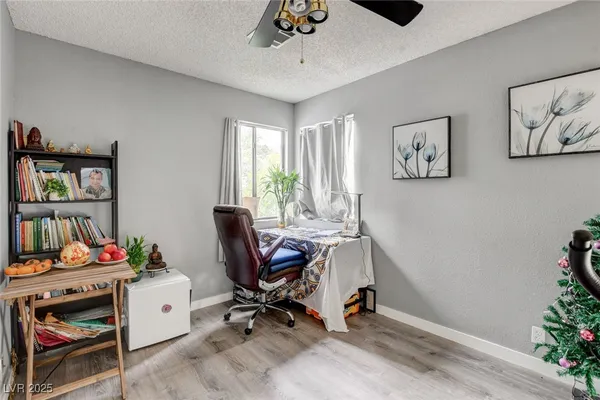 $318,800 | 4979 Strauss Drive, Las Vegas, NV 89146